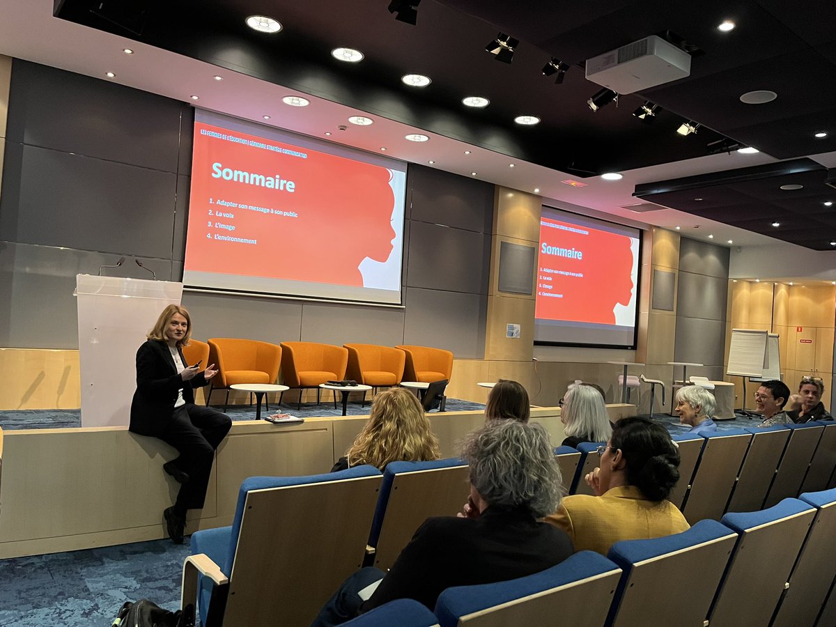 [#Séminaire Stratégie de communication]
➡️Une  journée  avec des femmes engagées , des rires , des espoirs 
#Gagner en visibilité 
#Monter en compétences 

🟠Média training
🟡La prise de parole en public 
🔵Réseaux sociaux 

✅Une occasion de faire “réseau”, “communauté »