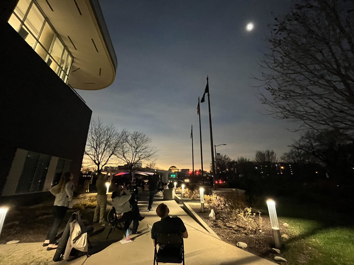 Cleveland VA Medical Center staff took special care of our inpatient Veterans, making sure those that couldn’t leave campus got a chance to experience the once-in-a-lifetime solar eclipse! Thanks to our awesome staff for making it happen and keeping care of our Veterans first!