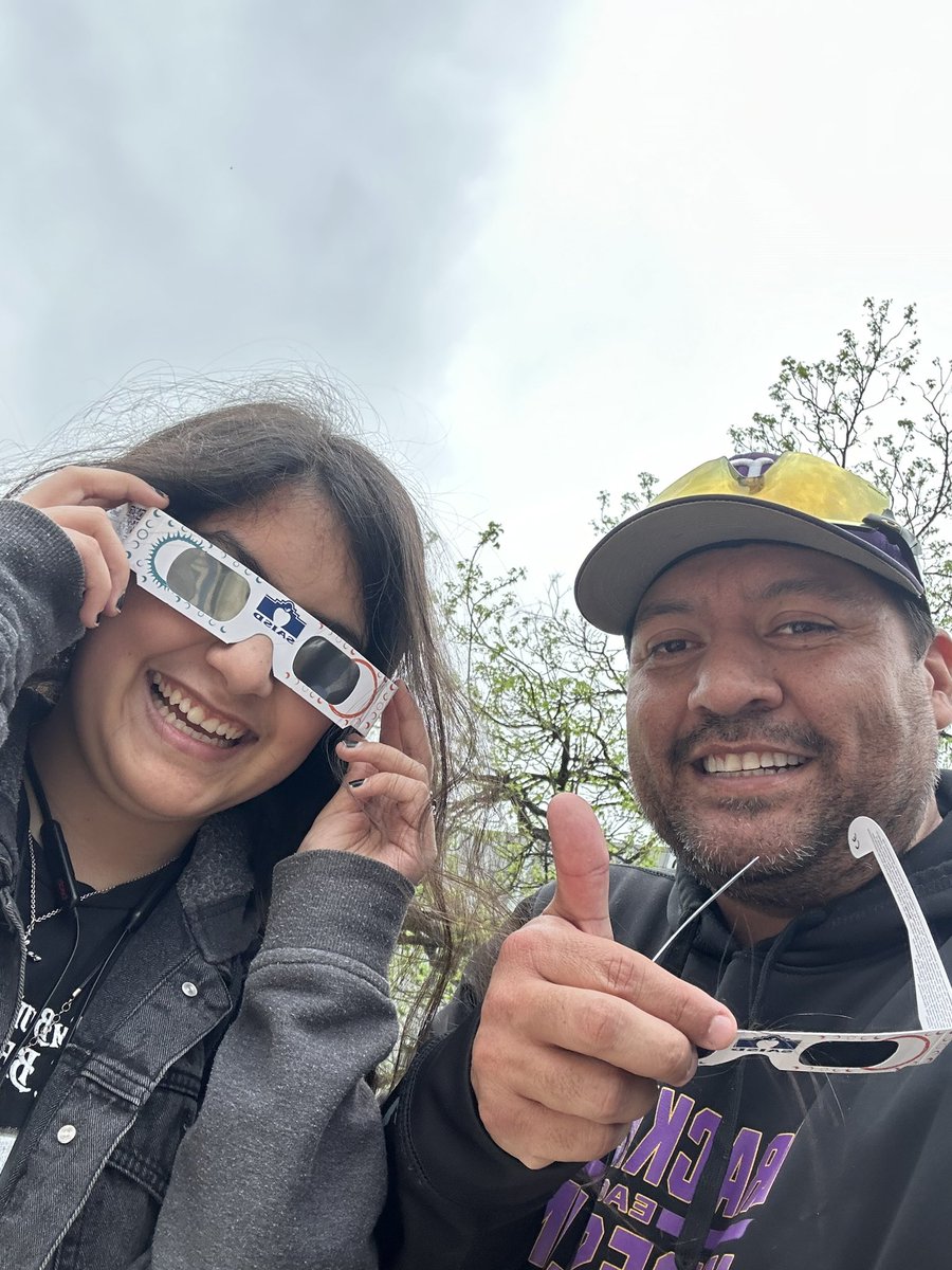 Stephen Salas (@coachsasalas) on Twitter photo Hanging out with my XC and Wrestling athletes during the eclipse. Looked really clear on YouTube. 😂 #Eclipse2024 <a href="/SAISDBrackHS/">Brackenridge HS, SAISD</a> <a href="/SABrackXC/">Brackenridge XC</a> <a href="/BrackWrestling/">Brackenridge Wrestling</a> Hanging out with my XC and Wrestling athletes during the eclipse. Looked really clear on YouTube. 😂 #Eclipse2024 <a href="/SAISDBrackHS/">Brackenridge HS, SAISD</a> <a href="/SABrackXC/">Brackenridge XC</a> <a href="/BrackWrestling/">Brackenridge Wrestling</a>