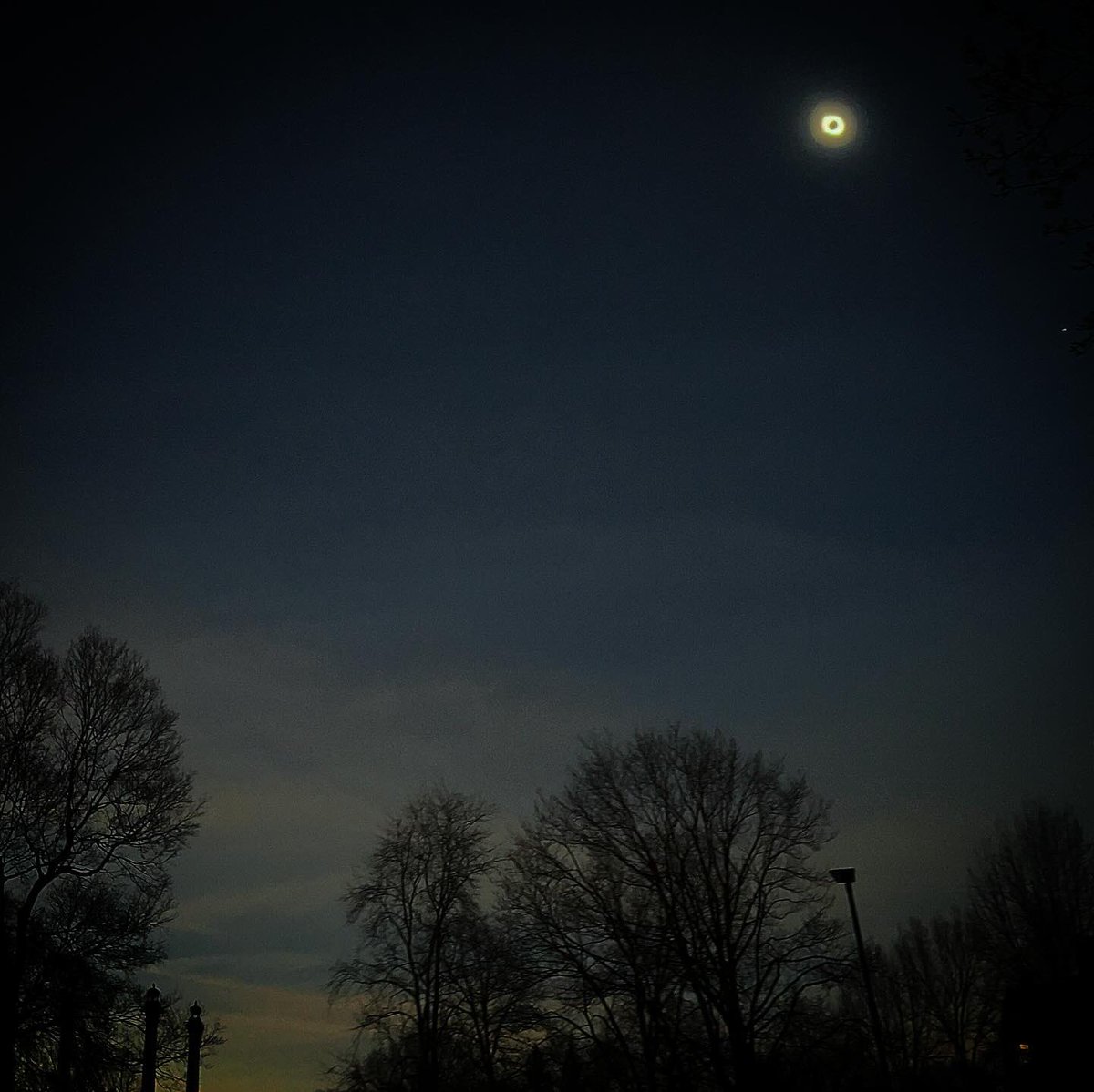 Today at 3:07:37 Ball State University was plunged into darkness during the #2024totalsolareclipse. We’re so grateful to our Muncie community for sharing the experience with us—tell us how YOU experienced totality in the comments below! #totality #designthinking #bsu 🌑😎