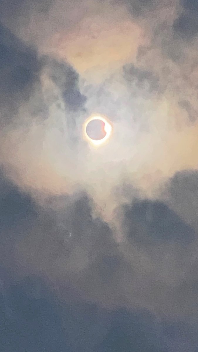 April 8, 2024 - 3:19 PM - Oakville, ON #SolarEclipse2024 #moonshadow #diamondring