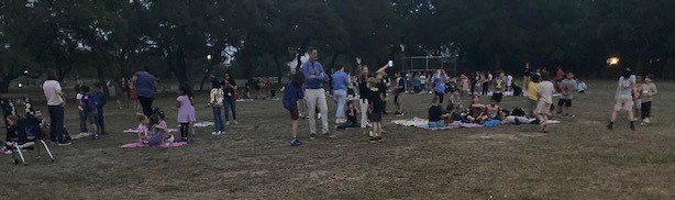 RedlandOaksES's tweet image. Getting dark @RedlandOaksES during the eclipse and during totality. 🦝@NEISD  #neisd