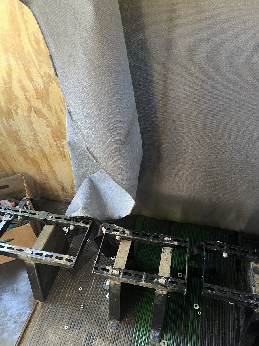 Athletics_JPHL's tweet image. *URGENT* 

Please let us know if you have any information regarding the vandalism that has happened to our Shuttle Buses. 

We are located @ 2911 50 Ave Lloydminster SK 

Any and all information is appreciated!