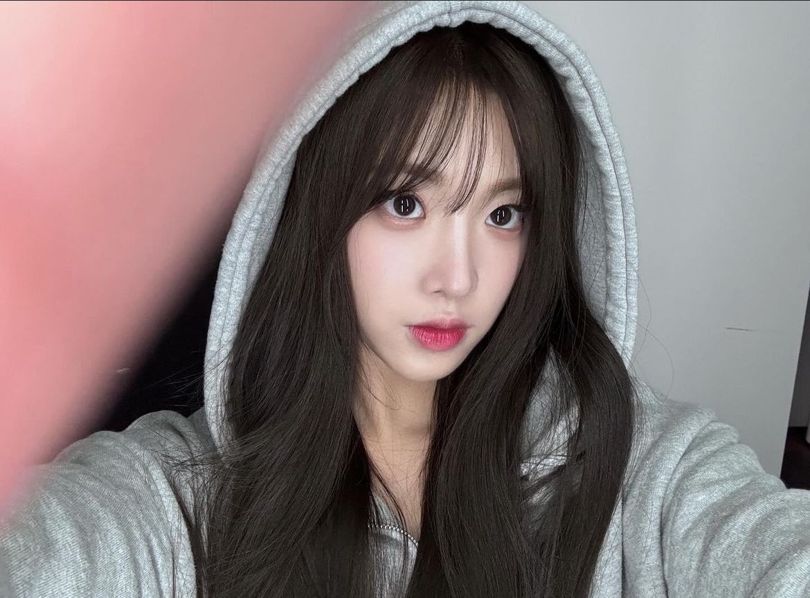 chaerology's tweet photo. [240408] nien my love 🫶🏻 https://t.co/uIwjpIy9vR