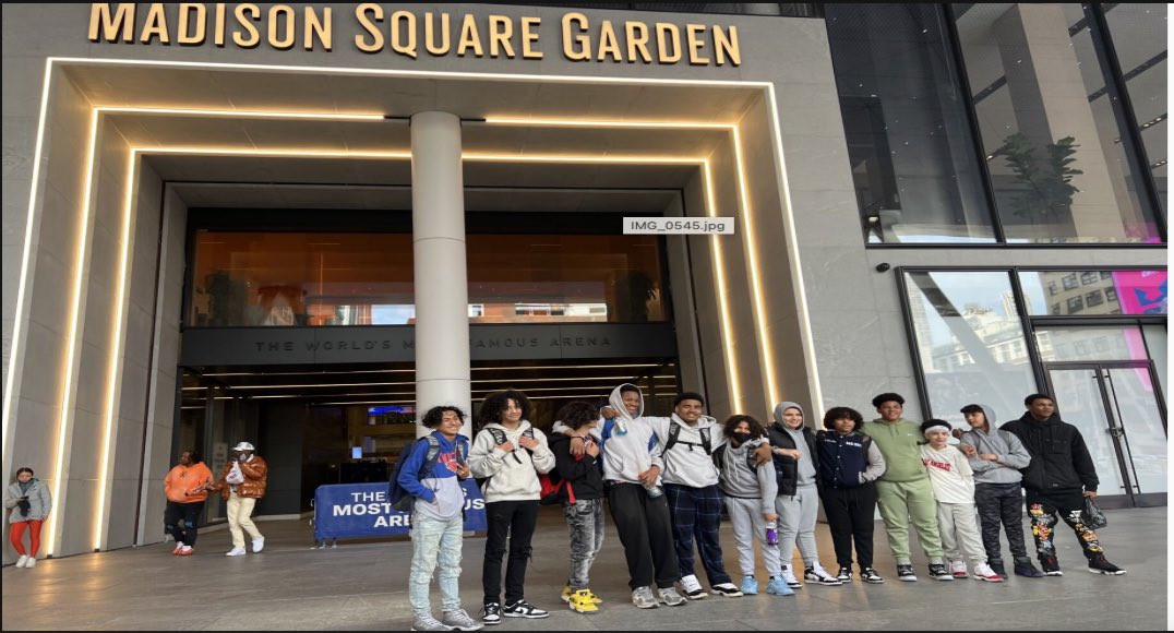 Congratulations 10X390: They were able to invite 14 students and their parents to Madison Square Garden to be part of the Knicks game. Students also played a basketball game in the court during the halftime.