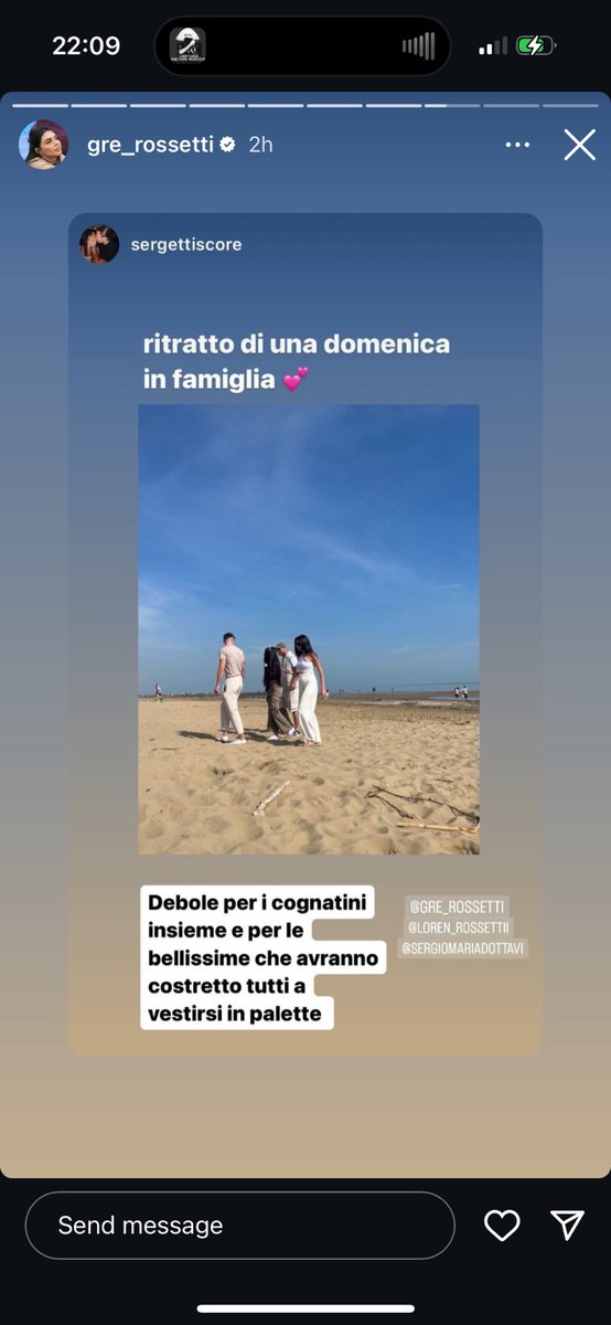 LeilaVB99's tweet photo. La mia foto facendo il giro del web 

È arrivata a Greta 

Fabrizio Corona momento 

#grandefratello #sergetti https://t.co/5dScivn9vf