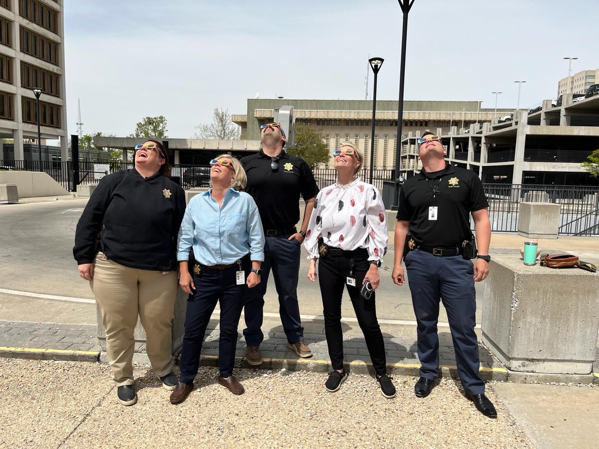 That's no moon... never mind, that is a moon This afternoon, members of the Tulsa Police Department took a few minutes to enjoy this rare celestial event of a solar eclipse! We hope you got the chance to safely take part (without going blind). #TulsaPolice @TPD_Franklin
