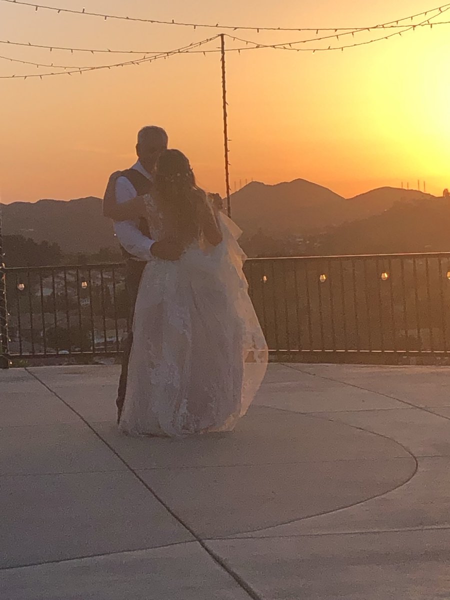 nkh12349's tweet image. #memories #twoyearsago #nieceswedding #california