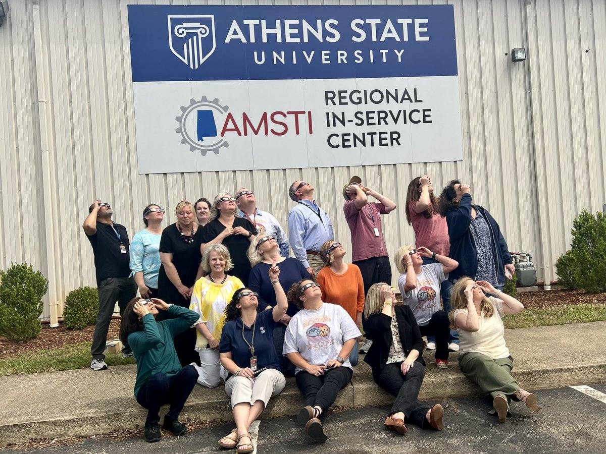 It was an amazing experience to see the eclipse with all my work mates. @AMSTI4all @AlabamaAchieves @LeanneHelums @kdockery100 @MRAMSTI @nikki_russell1 @AthensState @NASA @whnt