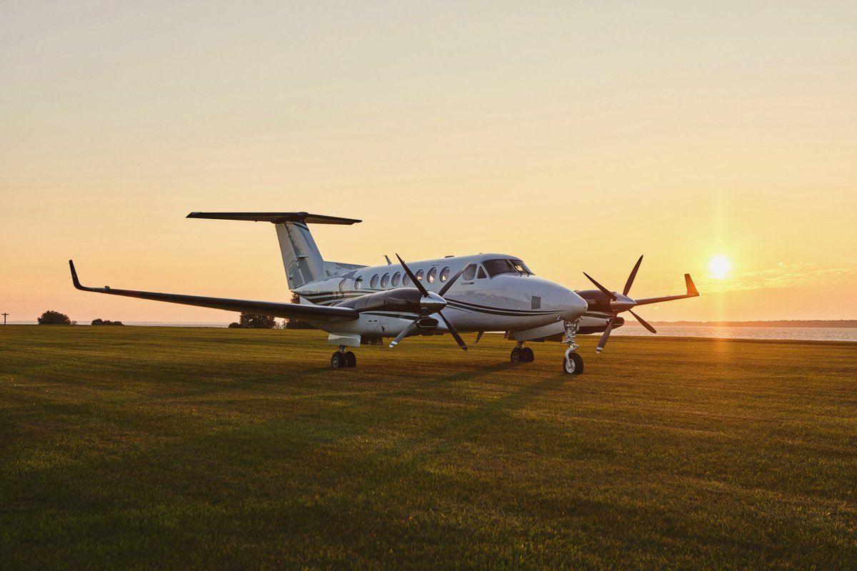 The countdown to @SunnFunFlyIn is almost over ⏰ Join us tomorrow to celebrate the 60th anniversary of the legendary #Beechcraft King Air at the show! 👑 #FlyBeechcraft #KingAirNation #SNF #SNF24 #SunNFun