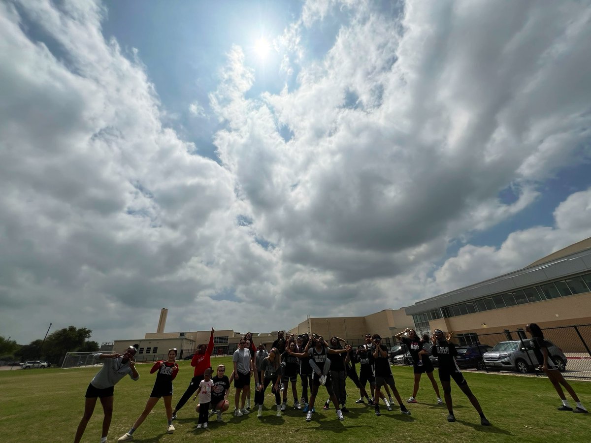 Lake Highlands Girls Basketball tweet media