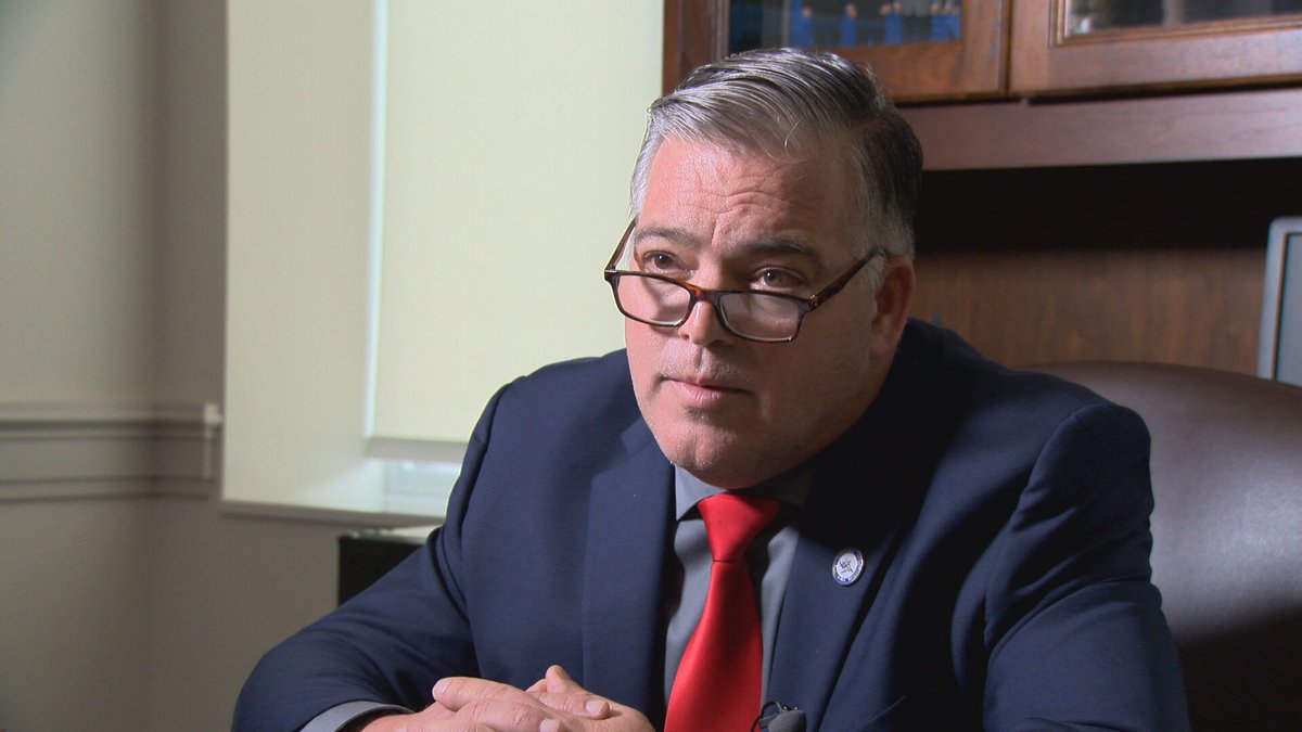 BREAKING: Rep. Todd Warner, R-Chapel Hill, becomes the first TN Republican legislator to call on Education Commissioner Lizzette Reynolds to resign. He says his last straw was @Vivian_E_Jones's story about Reynolds signing a tuition waiver when she did not qualify for it. @NC5