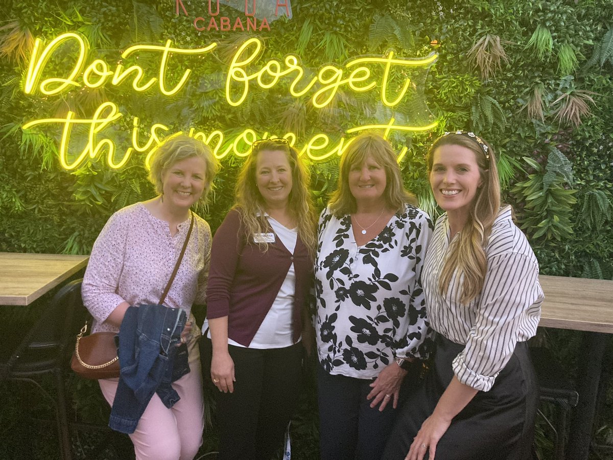 Fabulous day of learning with my @Five_StarTech team at #CoSN2024 followed by an inspirational dinner with these amazing women in tech. @dianarsmith18 @mrg_3 @JackieSHuber My heart is full and my mind is brimming.