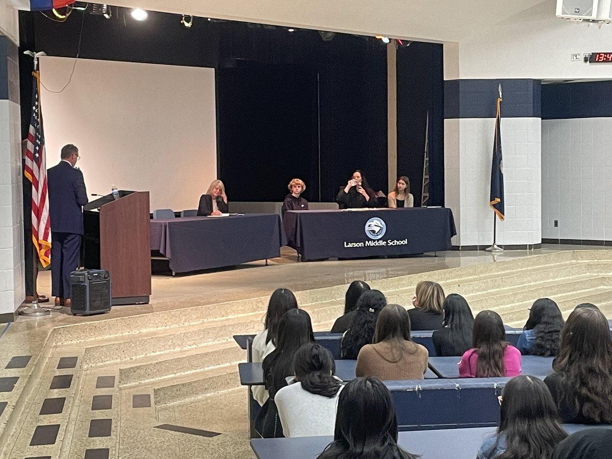 All rise! Court in Schools is in session at @LarsonMS Thank you to Judge Hartig for providing the powerful learning experience for our 8th graders. #LARSONstrong