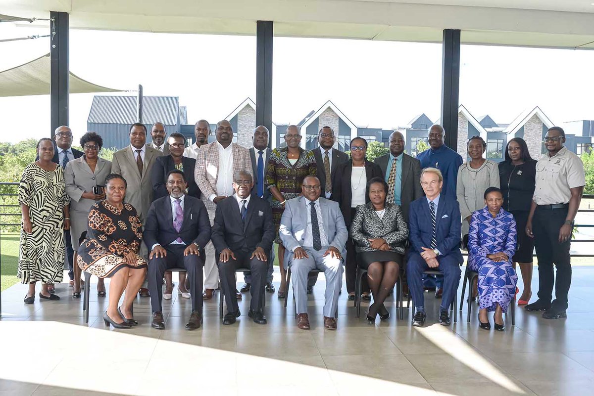 🌟 Exciting Update from 🇿🇲 On April 5th, with @JusticeZambia, we held a High-Level Meeting to prepare the Government of Zambia for joining @opengovpart. Thanks to all delegates and speakers for participating! 
@TI_Zambia @NDI @OpenContracting @OpenOwnership @USAIDZambia @EITIorg