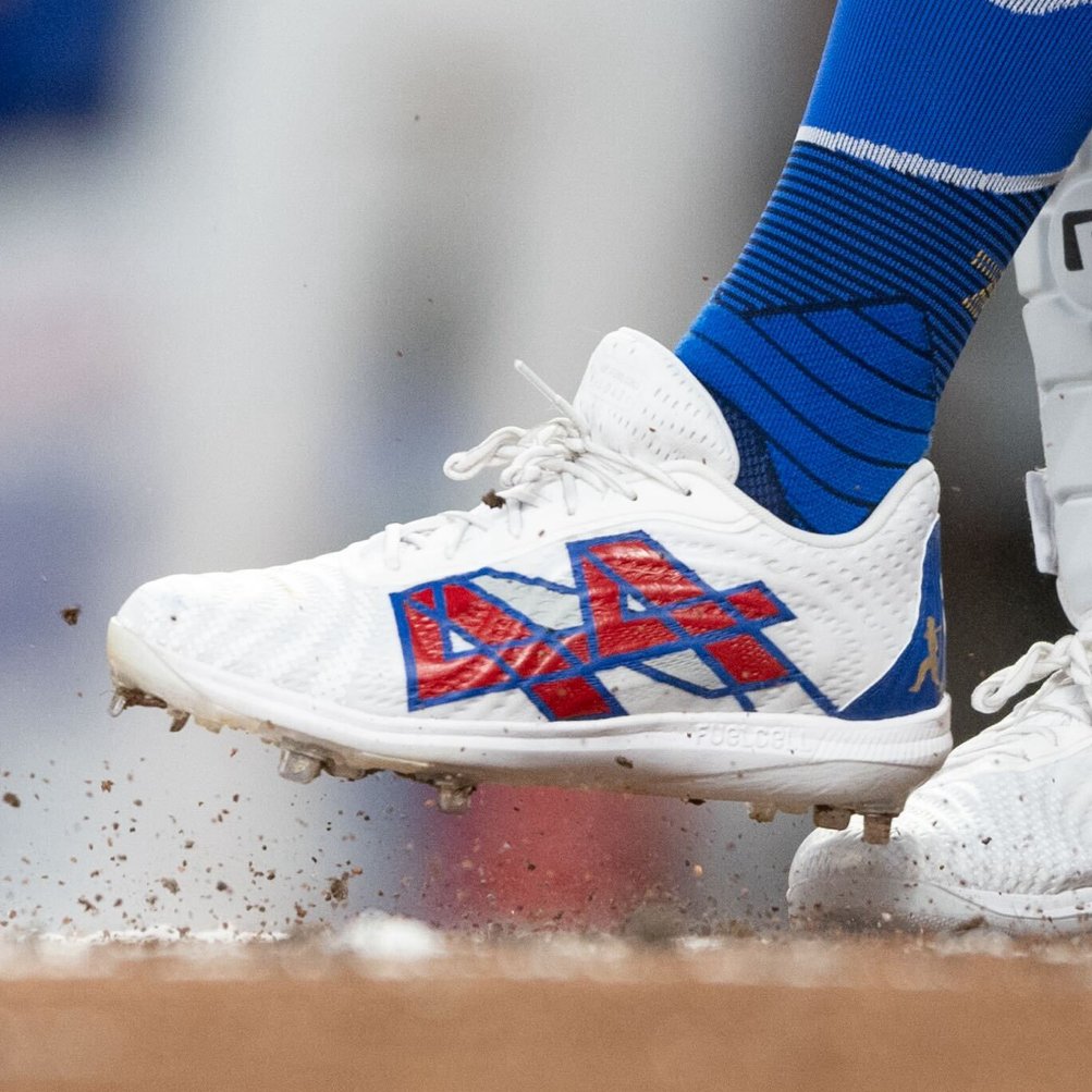 Michael Harris II is wearing custom Hank Aaron cleats tonight ⚾️