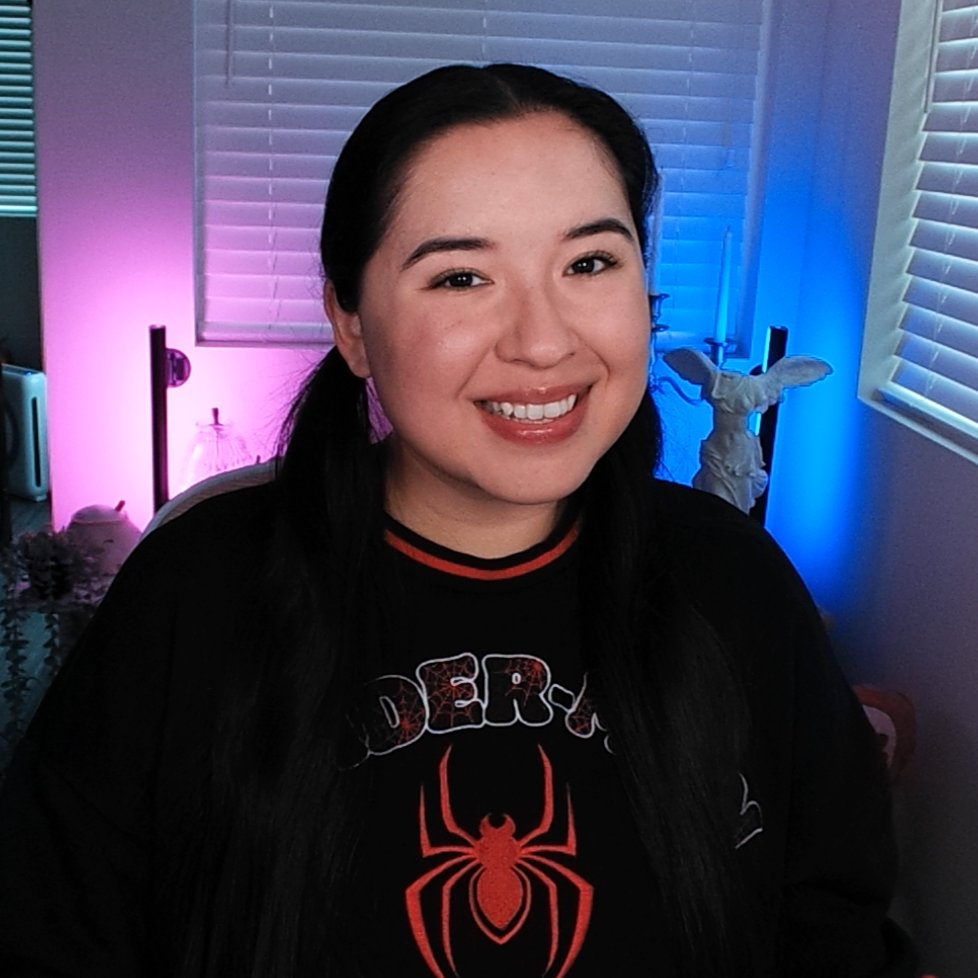 Live on Twitch! Not So Berry time!💕
Finally going to high school with our Rose Gen! 🌹
twitch.tv/playwithmae