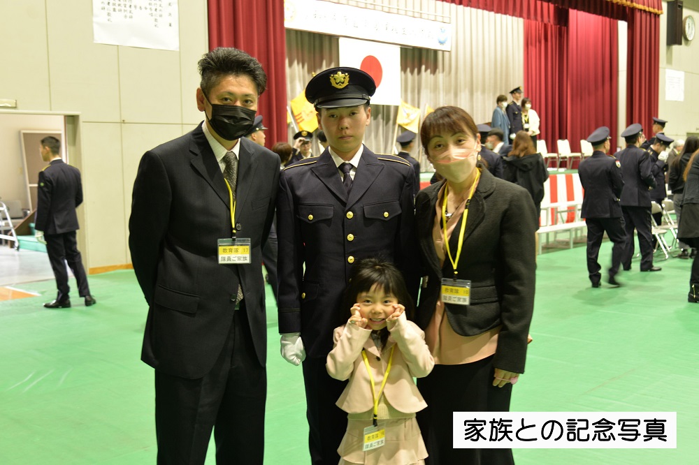 JGSDF_ADS_PR's tweet photo. ＃下志津駐屯地 は、４月６日に令和６年度自衛官候補生の入隊式を実施しました！着隊して１週間ほどですが、きびきびとした動作で入隊式に臨みました。
約３ヶ月間の中で、自衛官として必要な知識、技能を修得できるよう頑張ります！
＃防衛省 ＃陸上自衛隊 ＃新隊員 https://t.co/N9HQuHGA6u