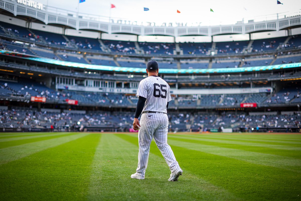 Mondays are better with baseball.  

#RepBX