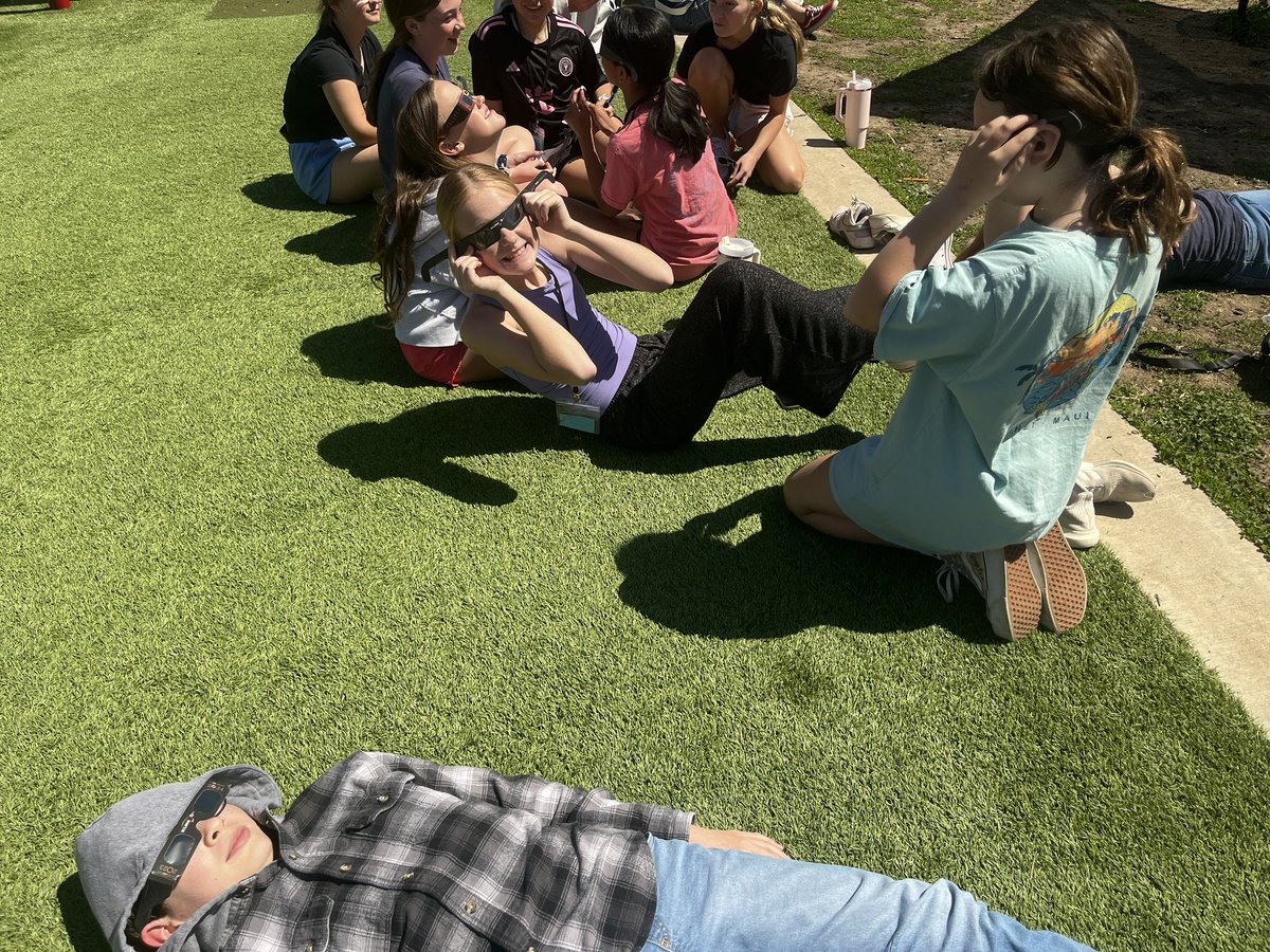 Solar Eclipse 2024!  🌞 🌙