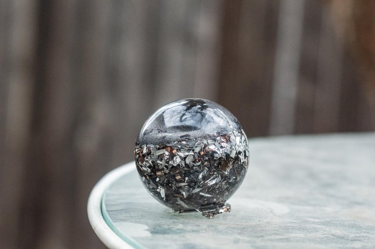 Easthamdesigns's tweet photo. Emf Orgone Sphere https://t.co/xg8lUMGKwC  #orgoneenergy #orgonite https://t.co/prJ4hWxH7k
