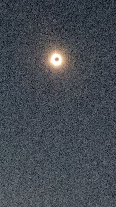 I went to see the eclipse! It was so cool at totality https://t.co/7HeiFlJxWd