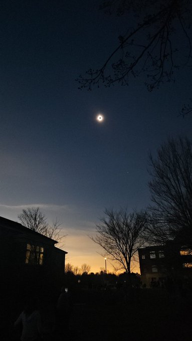 I went to see the eclipse! It was so cool at totality https://t.co/7HeiFlJxWd