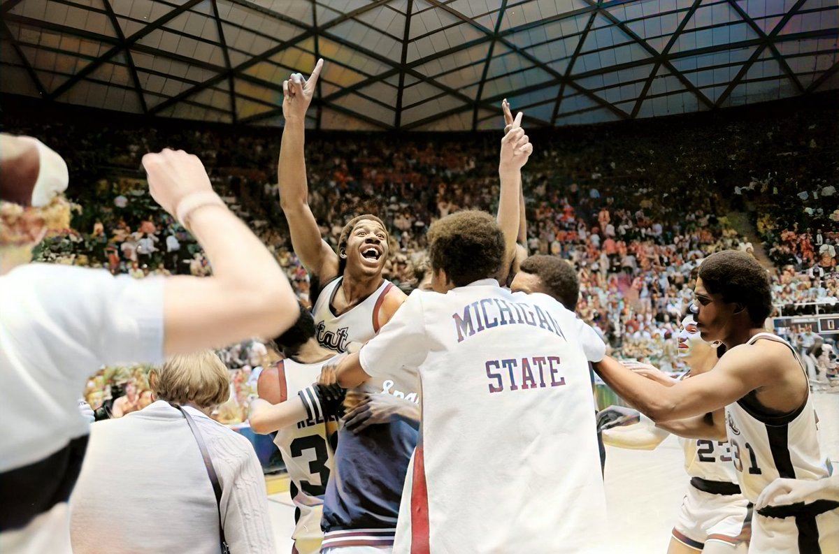 <a href="/MagicJohnson/">Earvin Magic Johnson</a>