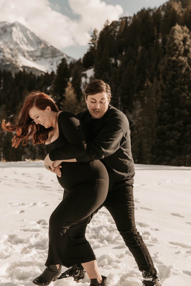 jentryjo's tweet image. mom&amp;amp;dad

only a couple months left until baby boy joins us 🖤