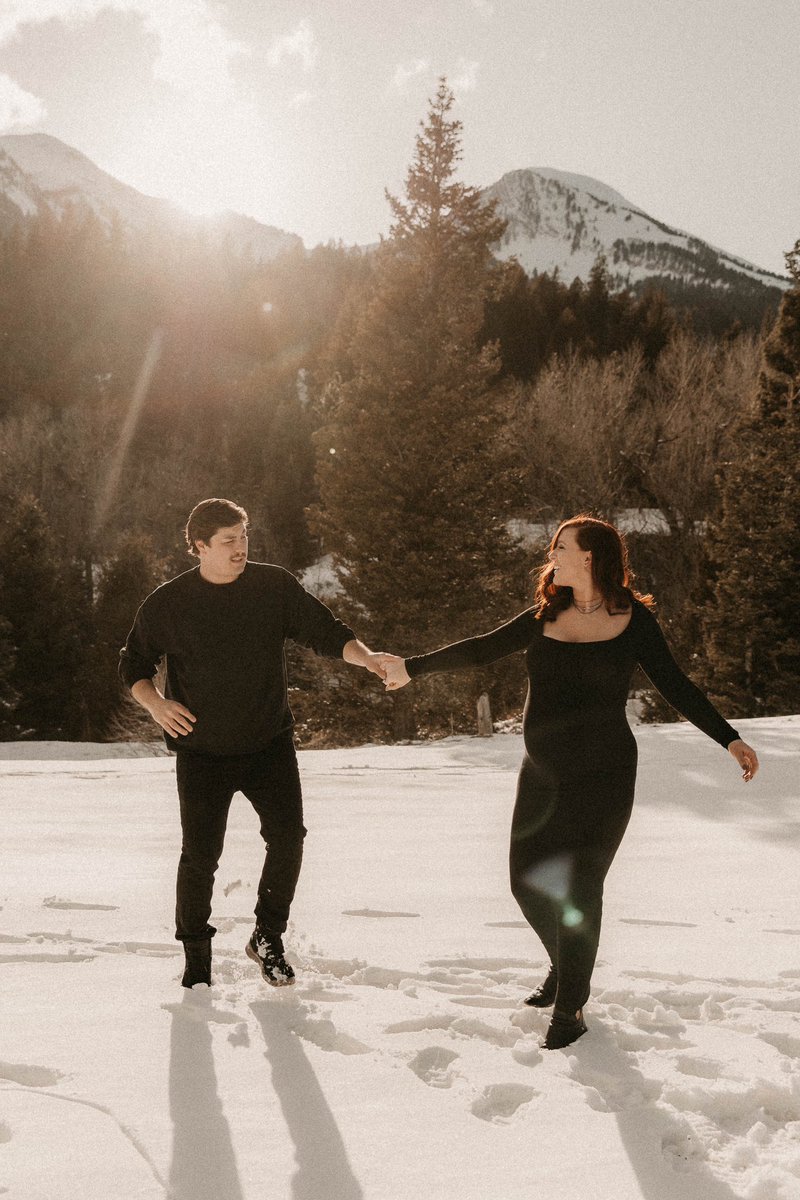 jentryjo's tweet image. mom&amp;amp;dad

only a couple months left until baby boy joins us 🖤