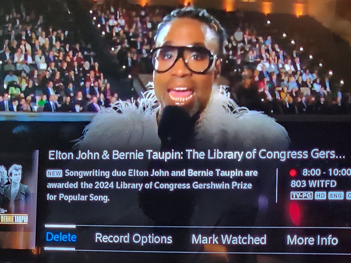 This #gershwinprizePBS honoring @eltonofficial & Bernie is SO GREAT!  It repeats later, find it & record it!  @theebillyporter @Metallica @brandicarlile @jonimitchell @MarenMorris @garthbrooks