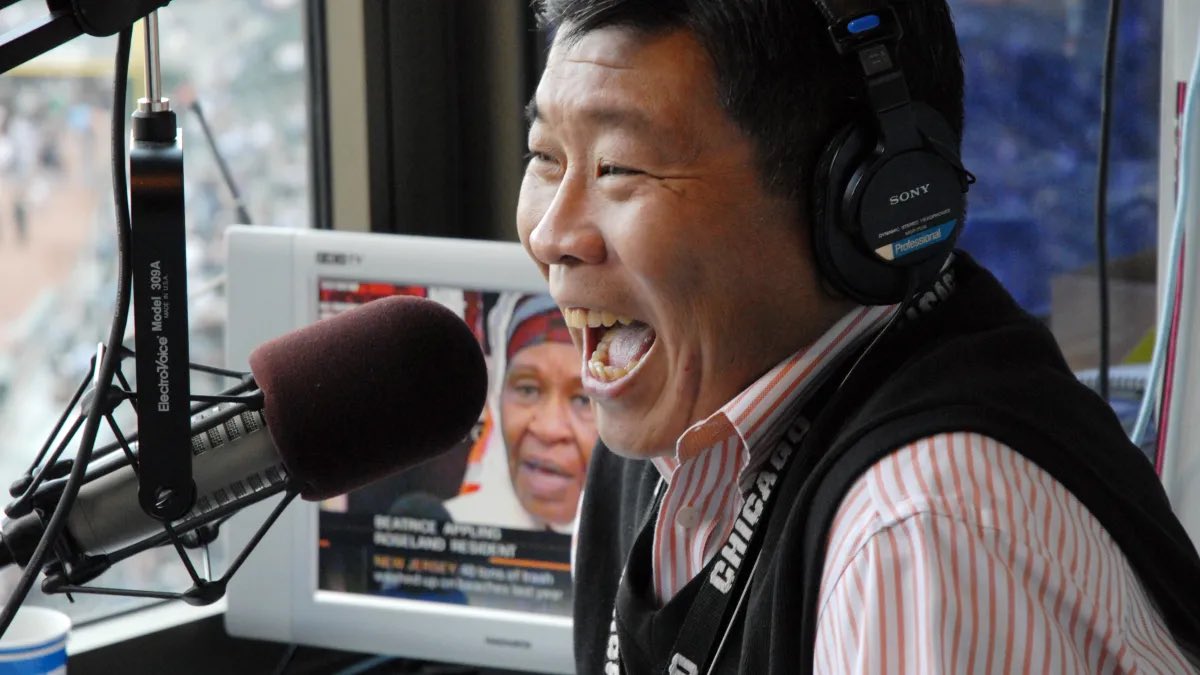 Hat tip to PA announcer Gene Honda who has called every #FinalFour since 2003. He has been the PA voice of #WhiteSox since 1985 & #BlackHawks since 2001 plus DePaul hoops, Illinois football & the Big Ten tourney. Tonight marks Honda’s final #MBB national championship game.