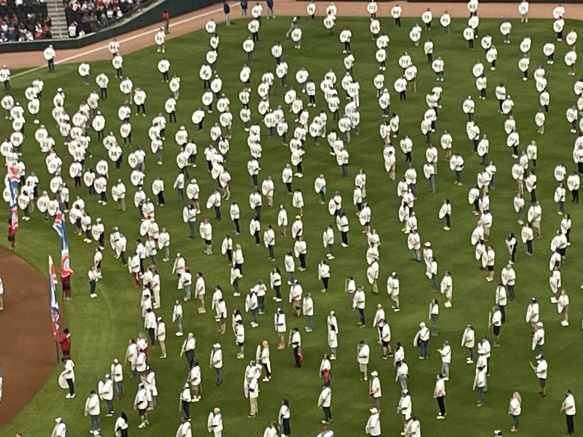 It was an honor playing a tiny role in honoring the 50th Anniversary of Hank Aaron hitting his 715th home run. What a legacy of bravery and resilience. ⚾️❤️⚾️ @Braves #thisisbravescountry #Hank_Aaron #HankAaron #44 #BravesCountry