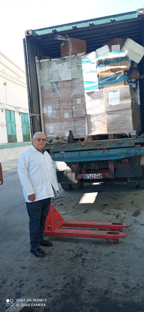 A message from Prof Copo “Dear brothers. Today we received the container at the Hermanos Ameijeiras Hospital. Everything is excellent and of great quality, our eternal gratitude to all the friends of CSFI”