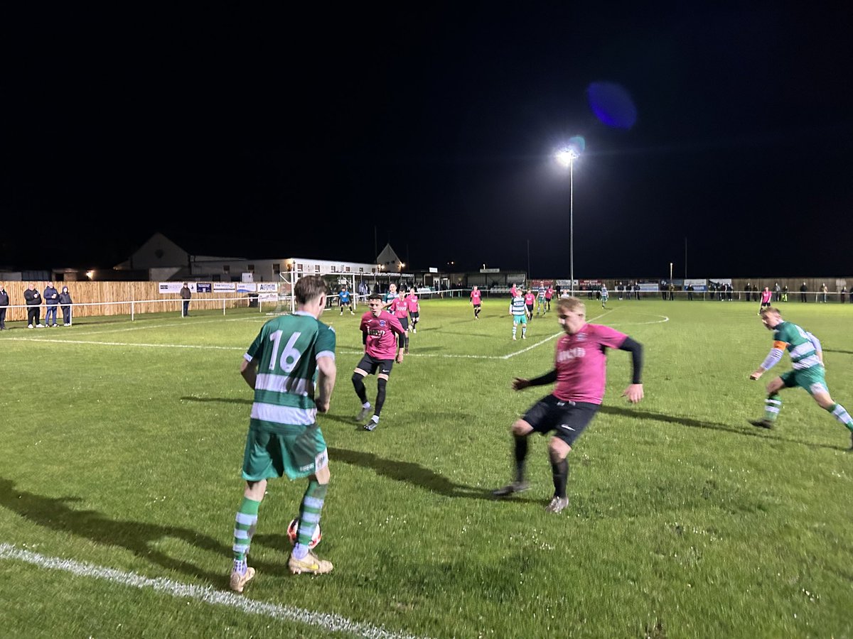 Game 116 @WessexLeague Premier @Lavvyfc 0-0 @SherborneTownFC Poor game. Two sides that couldn’t score if they were playing all week. My first time watching Sherborne- still need to visit their ground. My first visit to Laverstock since 2016 which surprised me.