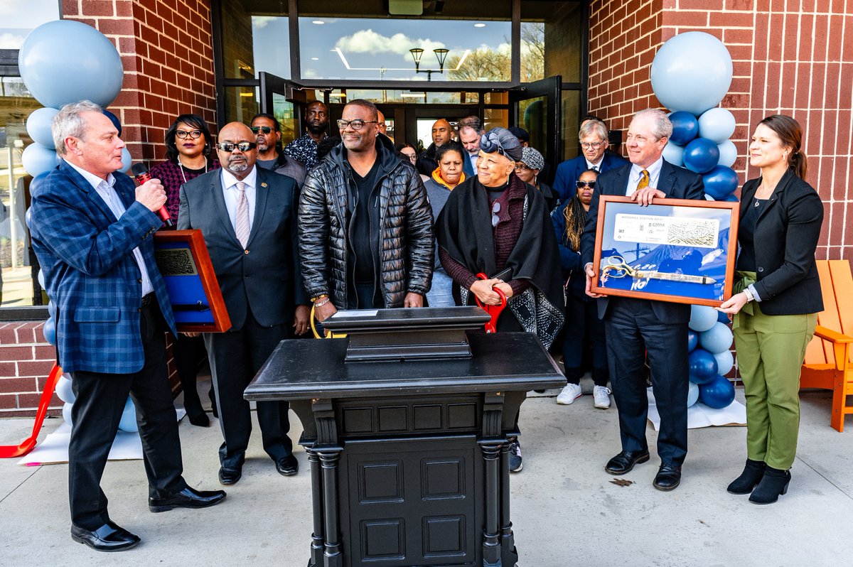 TCBCommunities's tweet image. We are thrilled to celebrate the grand opening of Woodhill Station West in Cleveland’s Buckeye-Woodhill neighborhood! We are partners with @CuyahogaHousing  to bring 120 new affordable homes to the neighborhood. #Cleveland #affordablehousing #communitybuilders