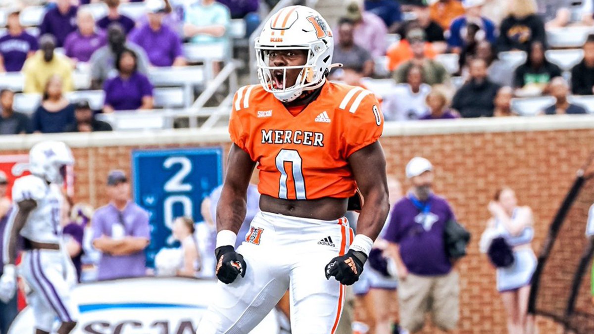 #AGTG Blessed and Honored to receive my 18th D1 offer from Mercer University!! @coach_mjacobs @TO_65FB @RRACKLEY9 @RamsFootballNC @TheDanteJones
