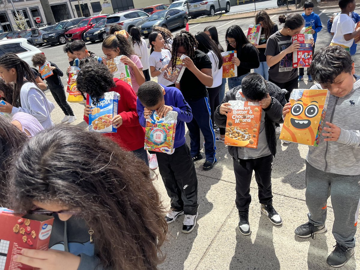 Hackensack Middle School tweet media