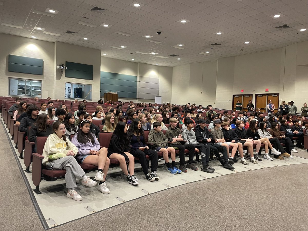 Welcoming the rising freshmen, class of 2028, to PFHS today! <a href="/RBMS_Official/">River Bend M.S.</a>