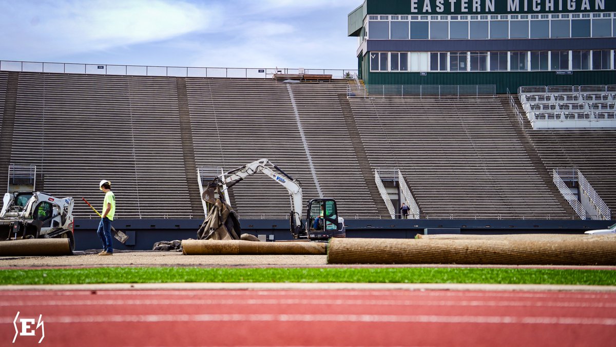 EMUFB tweet picture