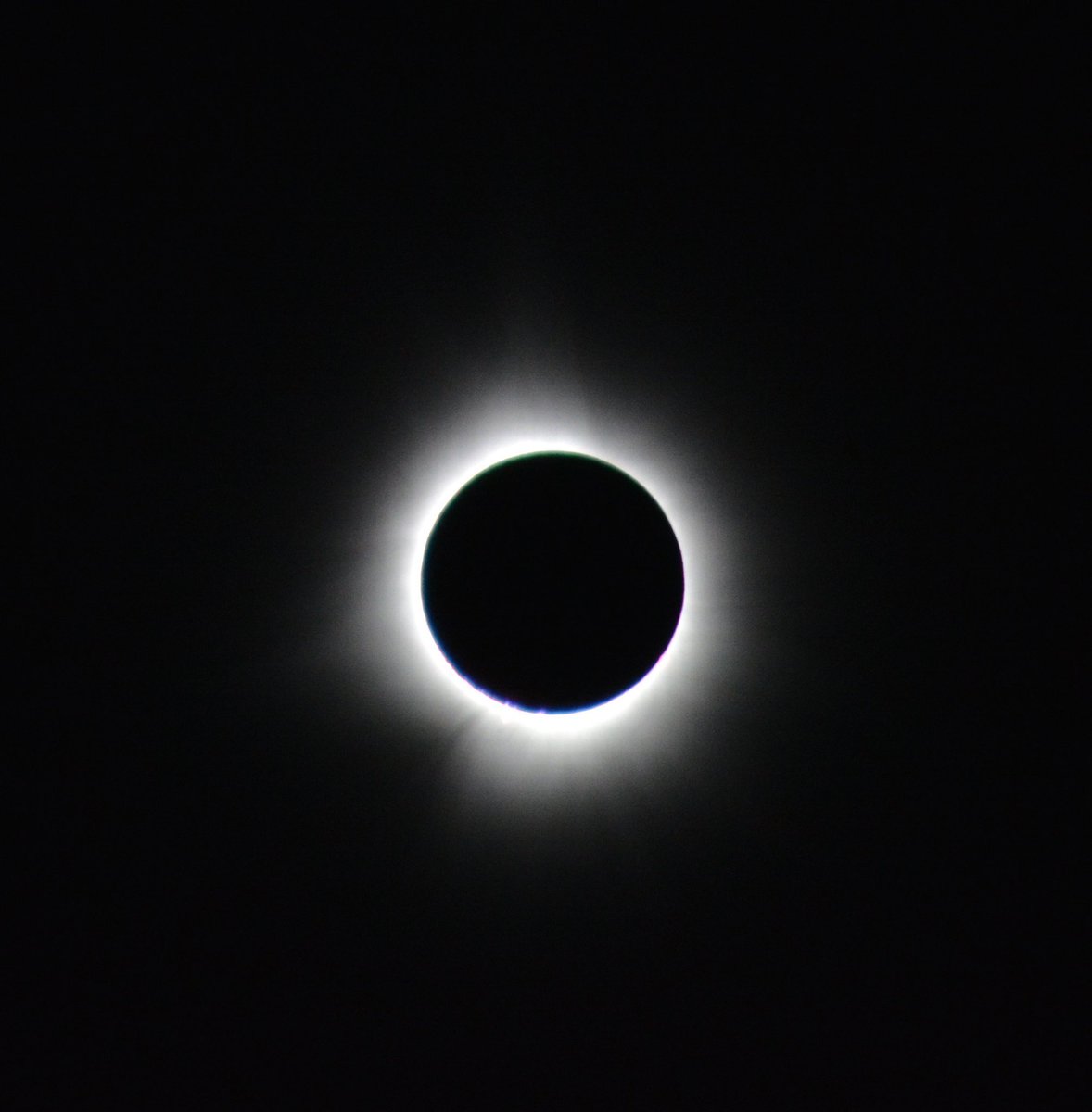 Perfectly clear skies here on #PEI for the #eclipse - here’s a photo I took at totality. It is hard to describe the sense of awe and wonder I felt during this. An absolutely incredible experience. #Eclipse2024 #Nasa #Stormhour #cbcpei