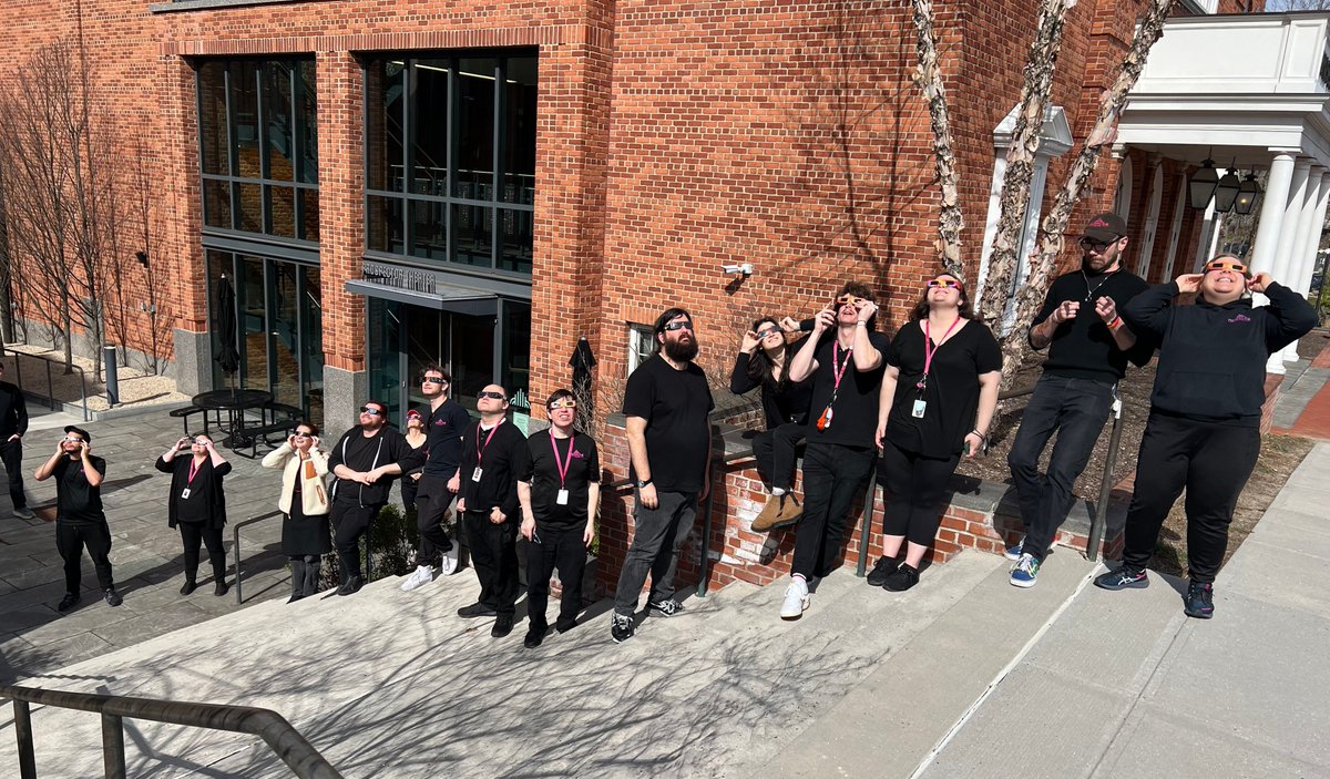 ProspectorThtr's tweet photo. Prospects enjoying the solar eclipse today! 🌘🍿😎 https://t.co/7hBSPaZJJ4
#SparkleOn #ProspectorTheater #WorkingIsWorking #SolarEclipse https://t.co/lVOK86Z3Kf