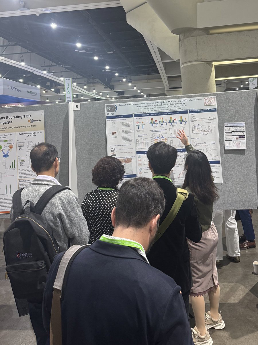 Dr Dan Li <a href="/danli_502/">Dan Li</a> @NCIResearchCtr <a href="/EurekaThera/">Eureka Therapeutics</a> is presenting our poster on newly engineered CAR-T cells based on gamma/delta TCR platform targeting glypicans in solid tumors 
<a href="/AACR/">AACR</a> #AACR24