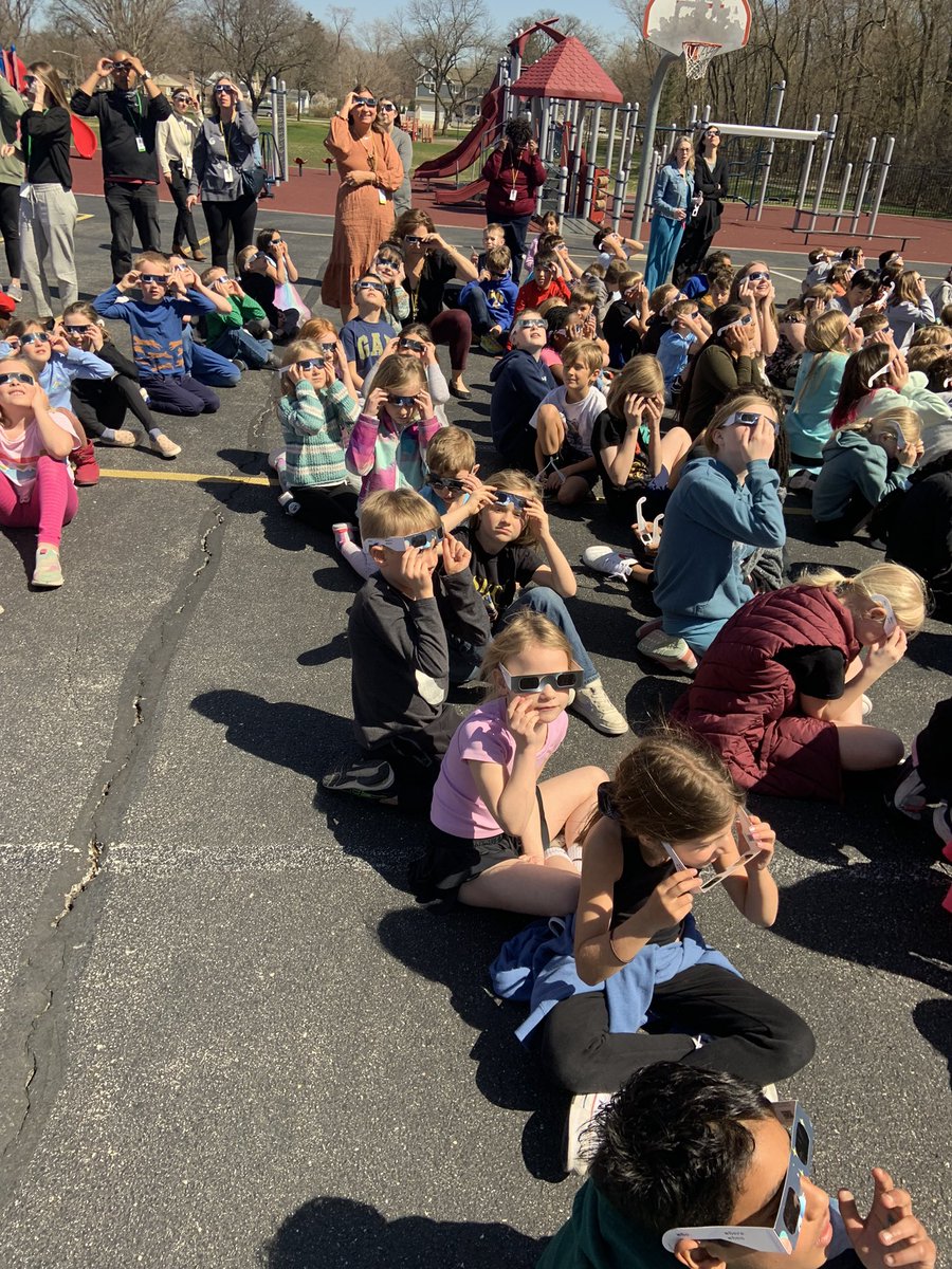 Solar Eclipse 2024!!! @AHSD25Olive #Eclipse2024