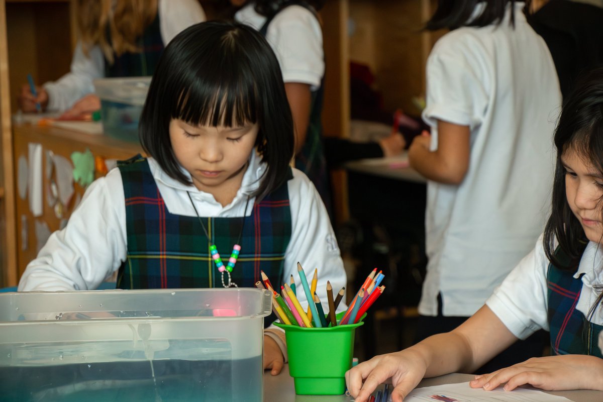 St. Margaret's School tweet media