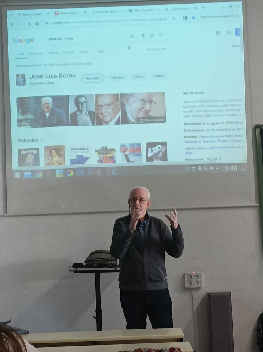 Carlos F. Heredero en @fcd_ugr hablando esta tarde de José Luis Borau. El #cine es mucho más que las películas que se logra rodar. @ECAM_ @DAMAUTOR @CanalUGR @Transmedia_UGR @filmingranada @CaimanCDC