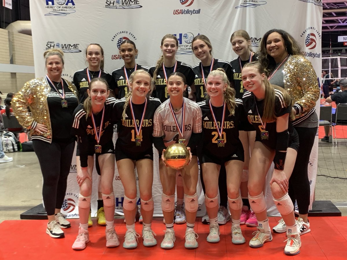 Congratulations to ⁦@lexi_shondell⁩ and her ⁦⁦⁦@BoilerJuniorsVB⁩ for an incredible Showme qualifier championship. Today they defeated defending National Champion Dallas Skyline and squeaked past a very gritty ⁦@Premier_VB⁩ in the championship game.