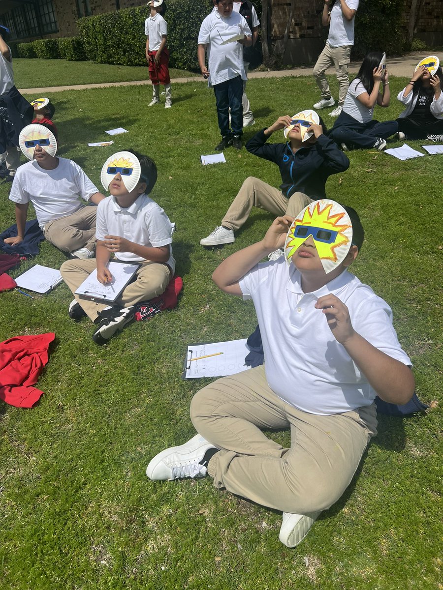 Scientific phenomena! Learning and fun! @BES_Cowboys @GISD4EBs #Eclipse2024