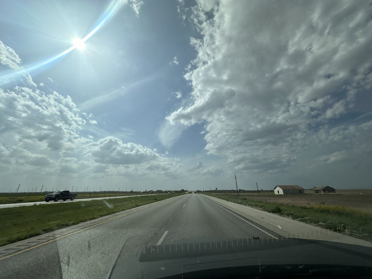 My goodness I’ve missed west Texas so much!!! Deepening cumulus field overhead tells me we will be LIVE within the hour, targeting Snyder for starters!