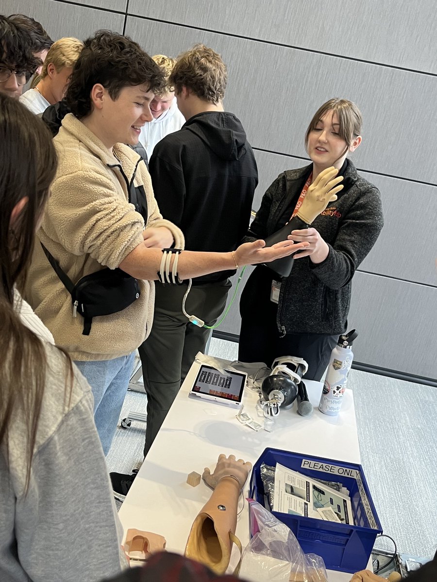 Shoutout to Jorie from the ARMS lab for organizing an awesome National Biomechanics Day event for the <a href="/AbilityLab/">Shirley Ryan AbilityLab</a>!! We had an "electric" time during our demos using EMG to measure muscle activation! The future of biomechanics such is "exciting"⚡️<a href="/AmSocBiomech/">American Society of Biomechanics</a> <a href="/BiomechanicsDay/">National Biomechanics Day</a>